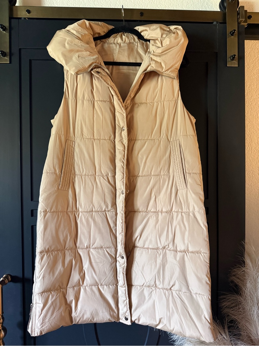 Beige Hooded Puffer Vest Sz M oversized